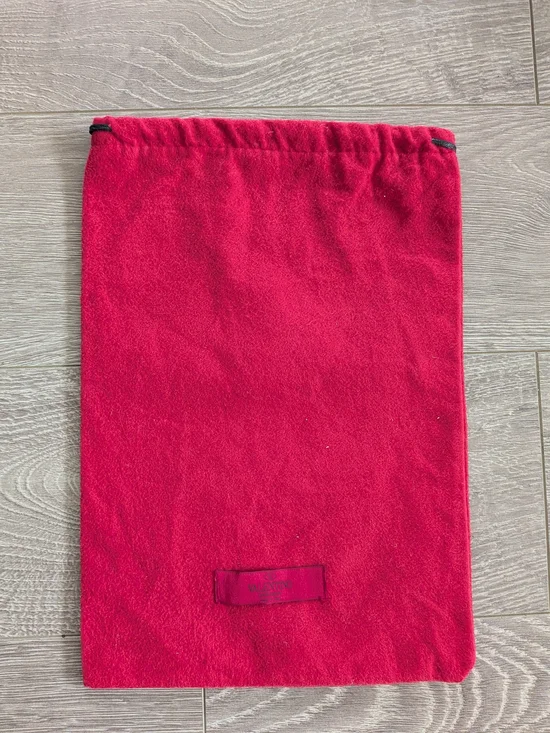 Red Drawstring Dust Bag - Picture 1 of 9